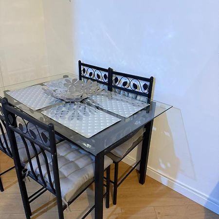 Appartements Sully Mantes-la-Jolie Luaran gambar